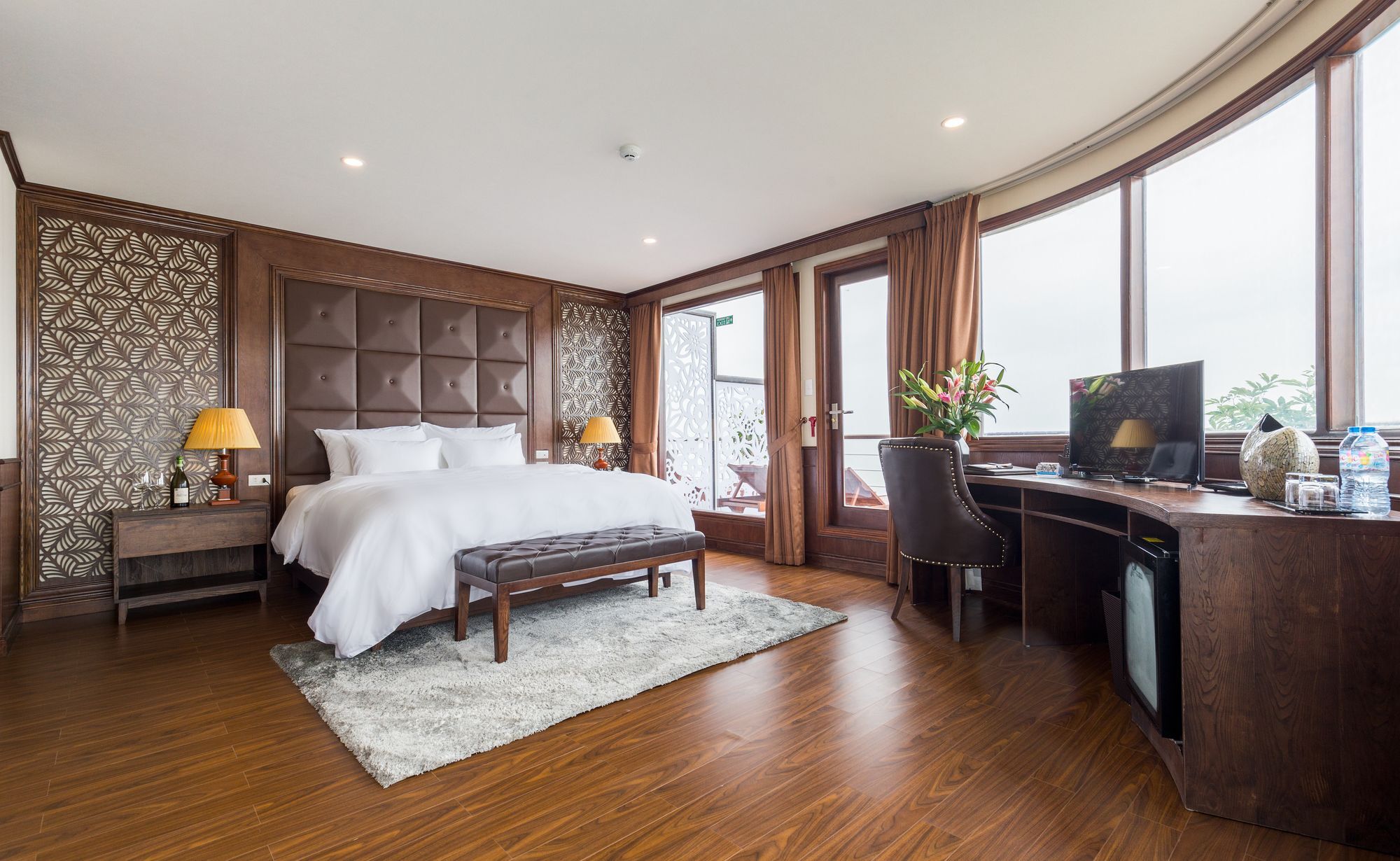 Mon Cheri Cruises Hà Nội
