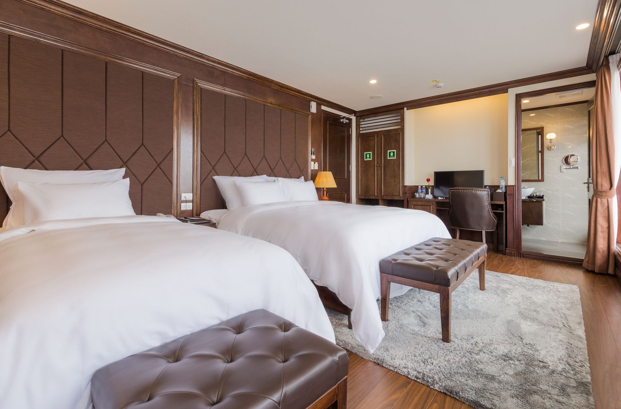 Mon Cheri Cruises 4* Hà Nội