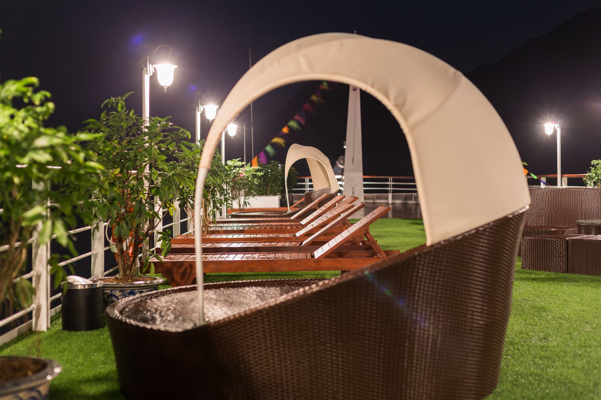 Mon Cheri Cruises 4* Hà Nội